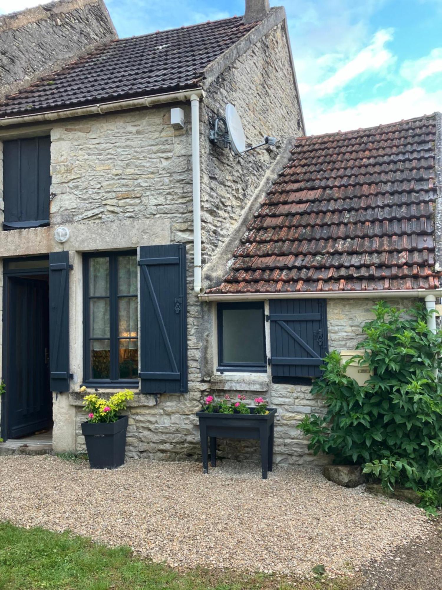 Charmante Maison En Pierres Precy-le-Sec Exterior foto